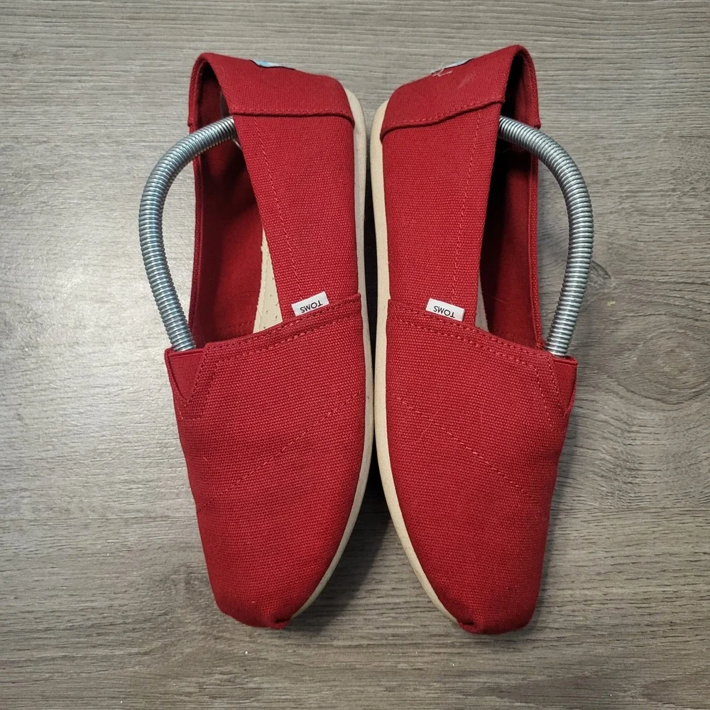 TOMS Womens Classic Alpargata Red Canvas Slip On Flats Shoes Size 8 Casual